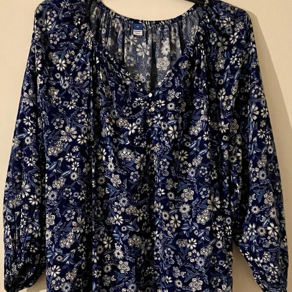 Old Navy Tops Nwt Old Navy Blue With Floral Print Peasant